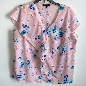 Lane Bryant Floral Ruffle V-Neck Short Sleeve Top